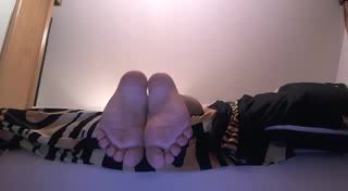 Meine Fusssohlen bringen dich um dein Erbe!