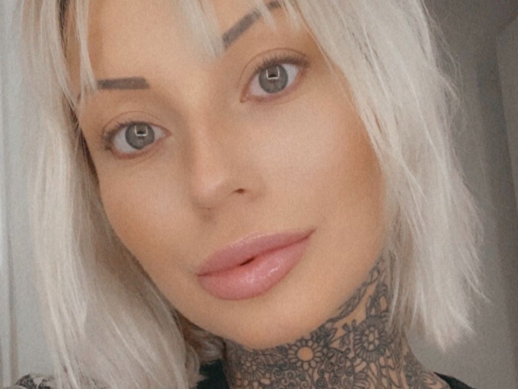 Chloe-Spicy
