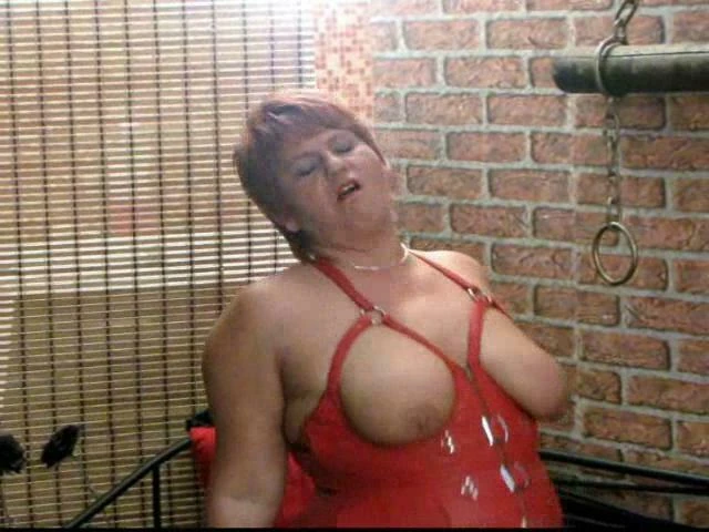 Annadevot – Orgasm face