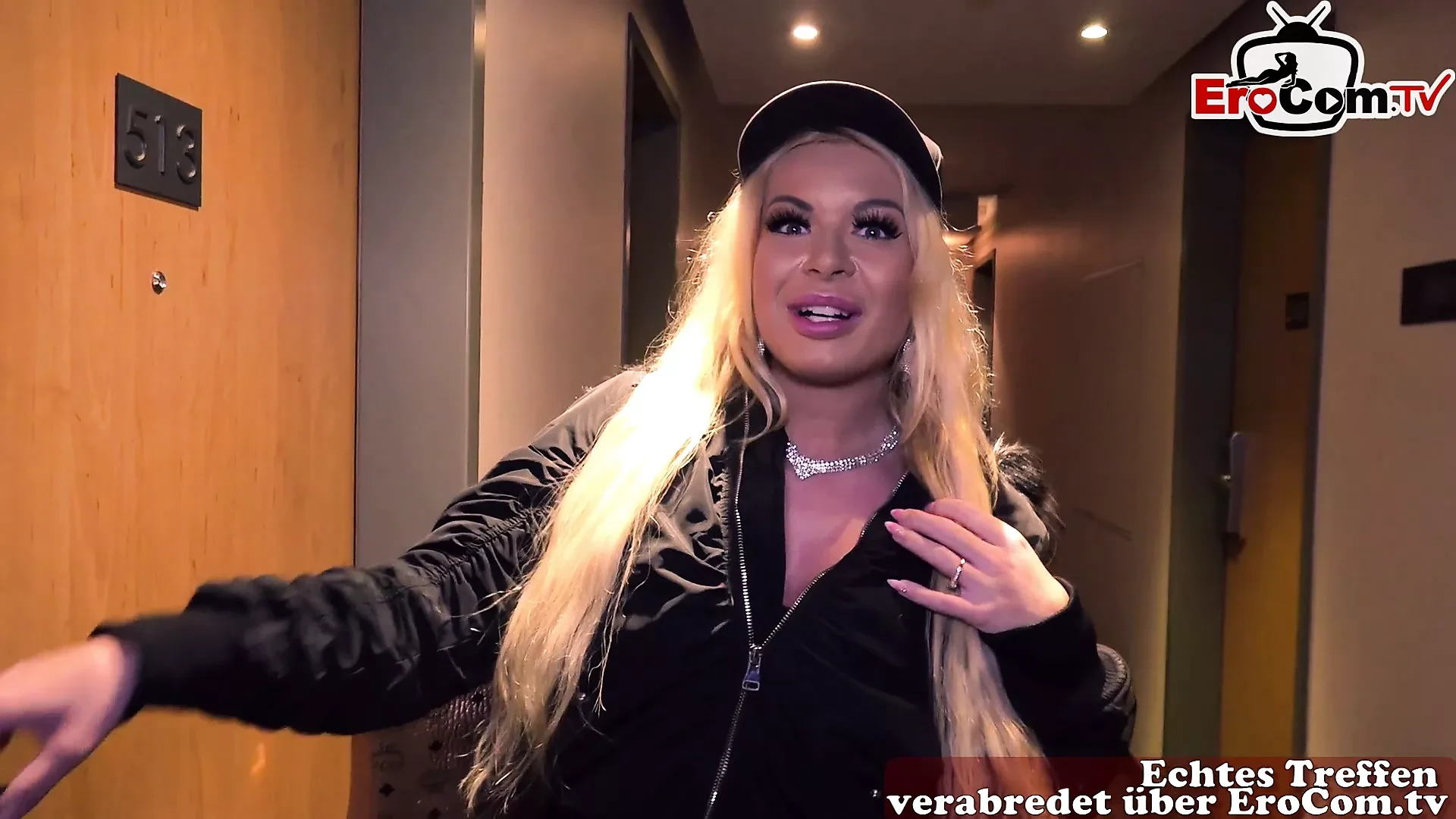 FAT GUY PICKED UP BY GERMAN FITNESS TEEN – FUNNY EROCOM DATE