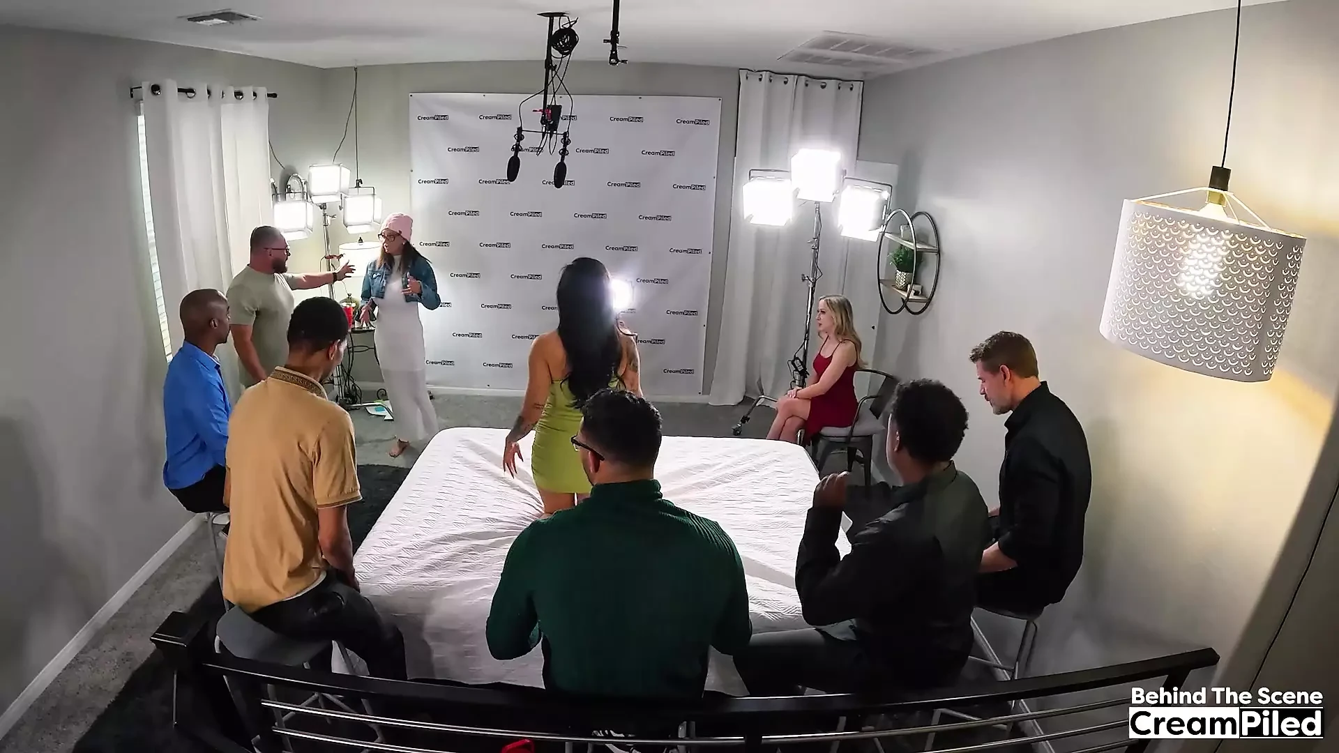 Behind the Scenes Group Sex Gangbang 2 Girls 5 Guys