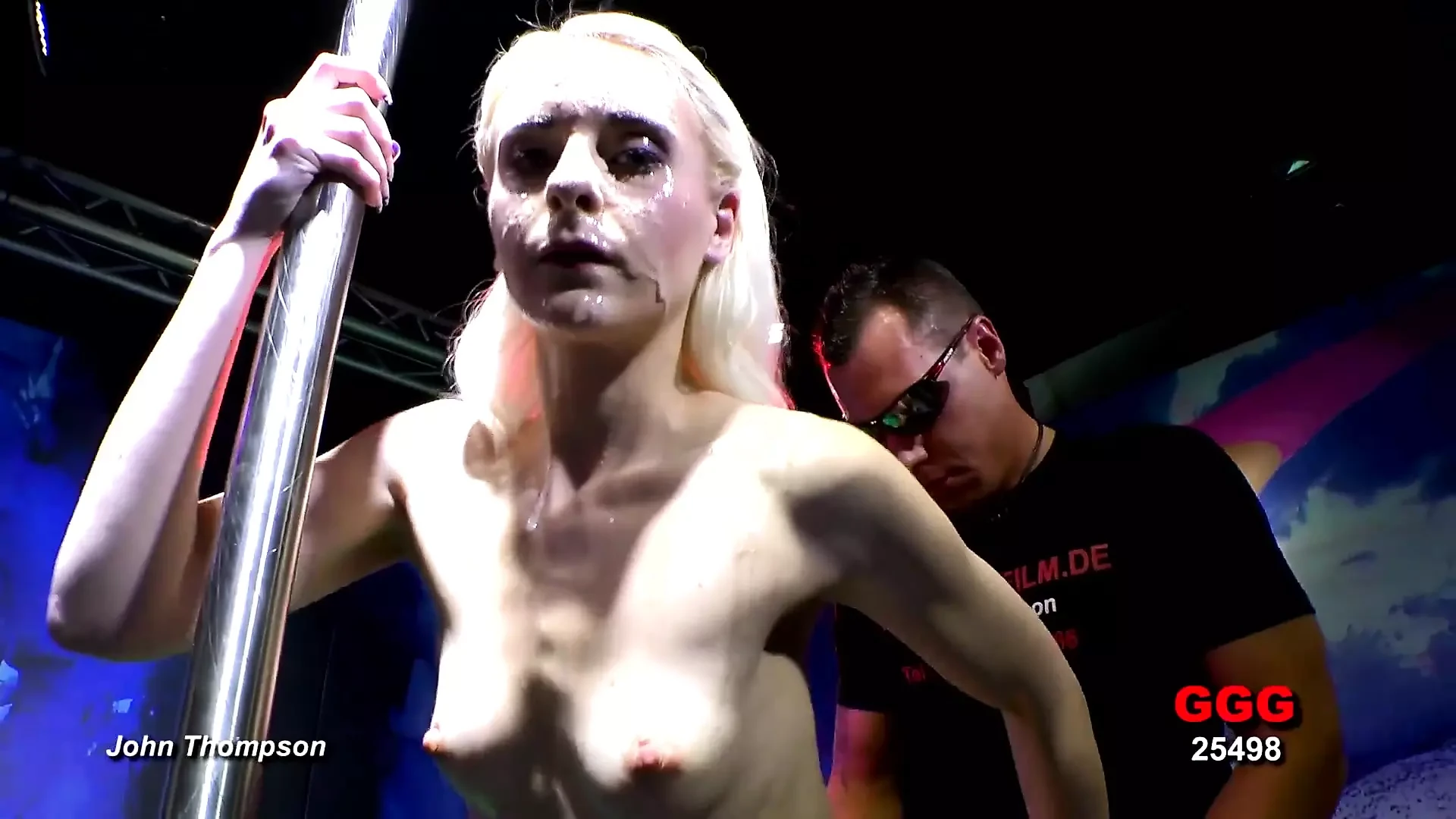 Ggg John Thompson – Anal Queen Wrecked by Gangbang