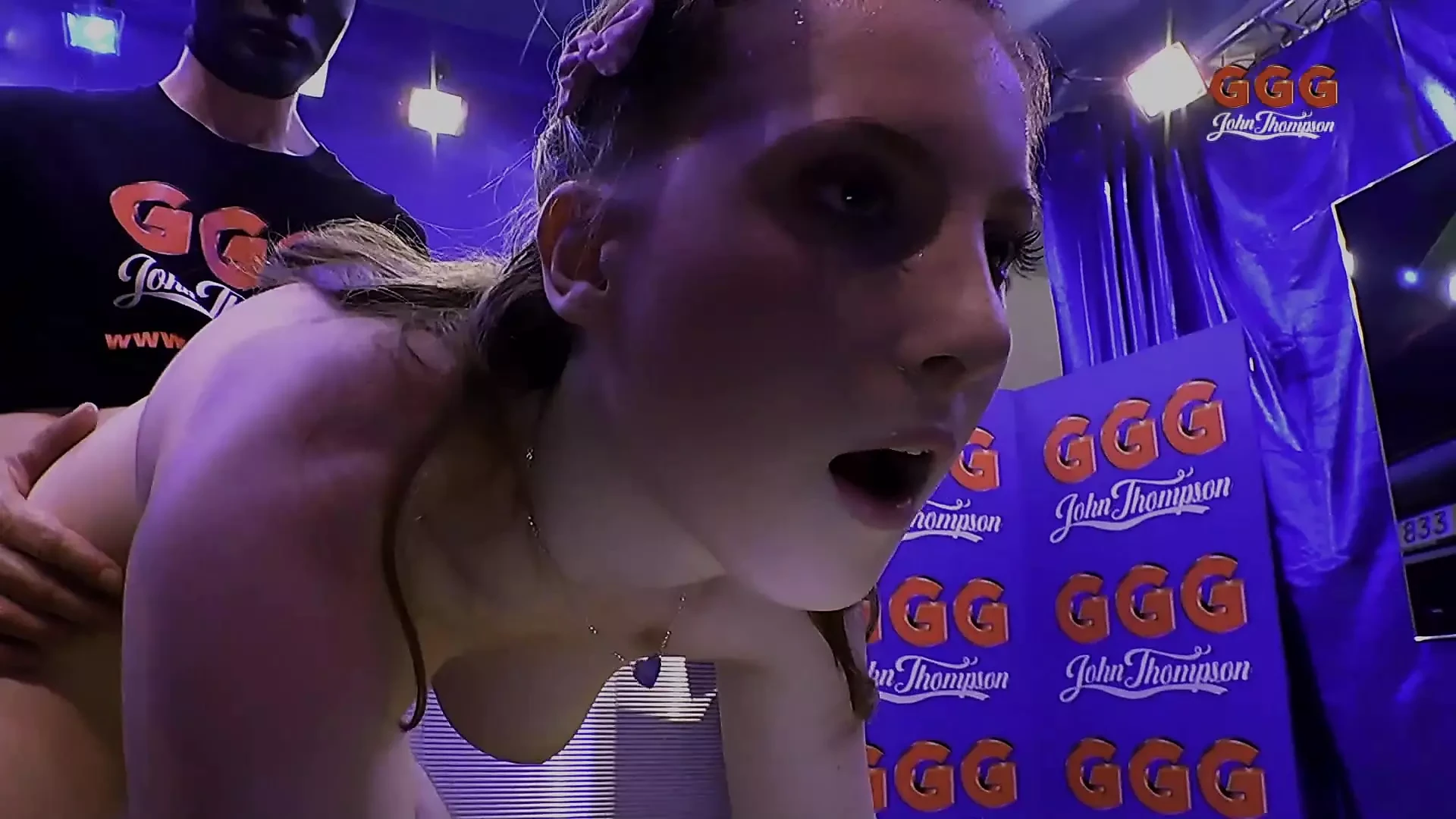 Yasmin Joy – Oh Mein Gott, so Viel Sperma