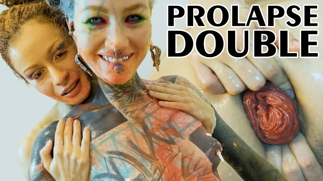 Anuskatzz and Stacy Bloom enjoy some anal fisting