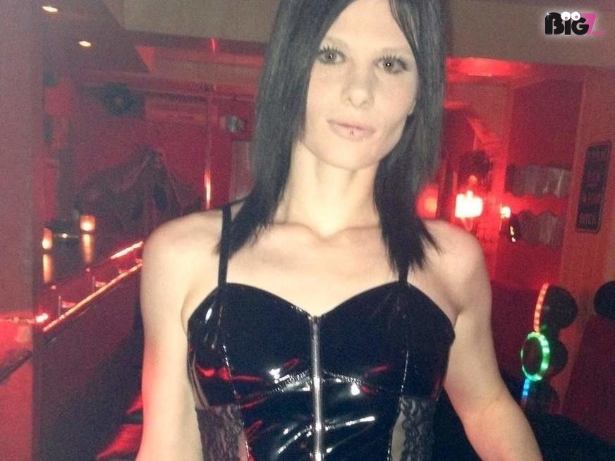 Samantha24
