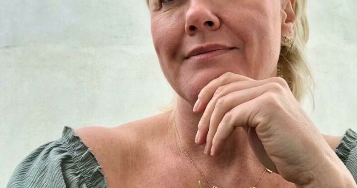 AdeleMILF - Private Porn - Jetzt ansehen