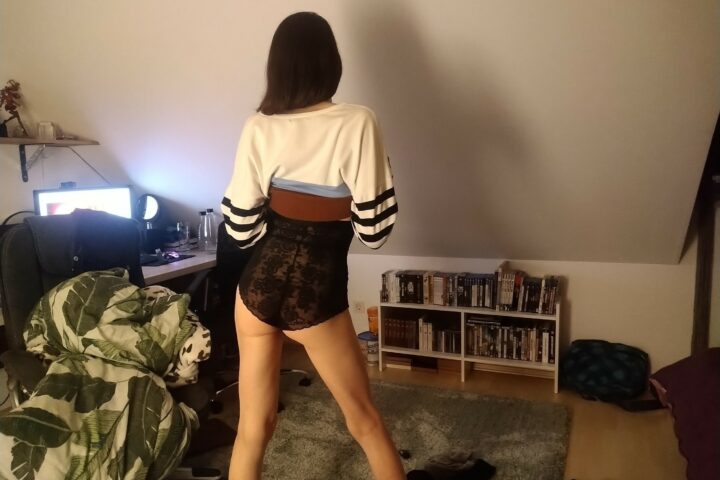 LenaBlue - Private Porn - Jetzt ansehen