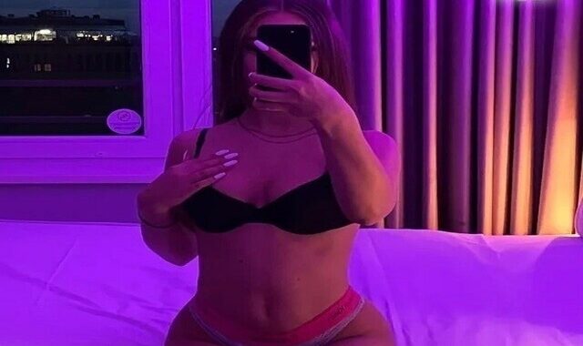 Hotsweety19 - Private Porn - Jetzt ansehen