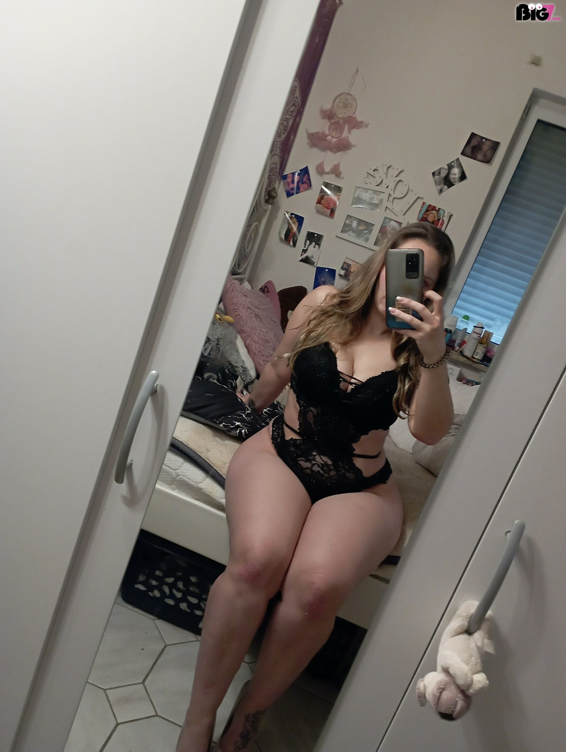 CurvyAmely