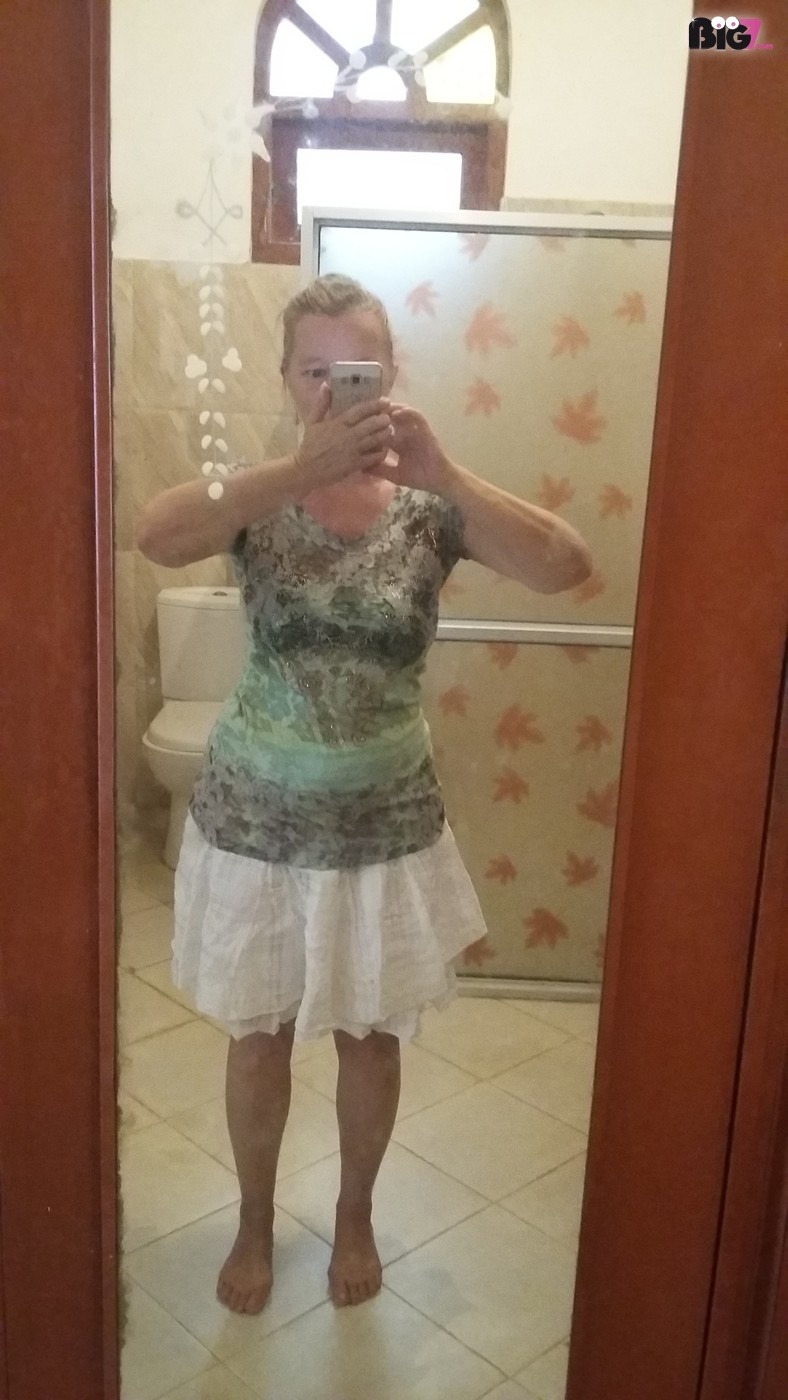 Nicole2