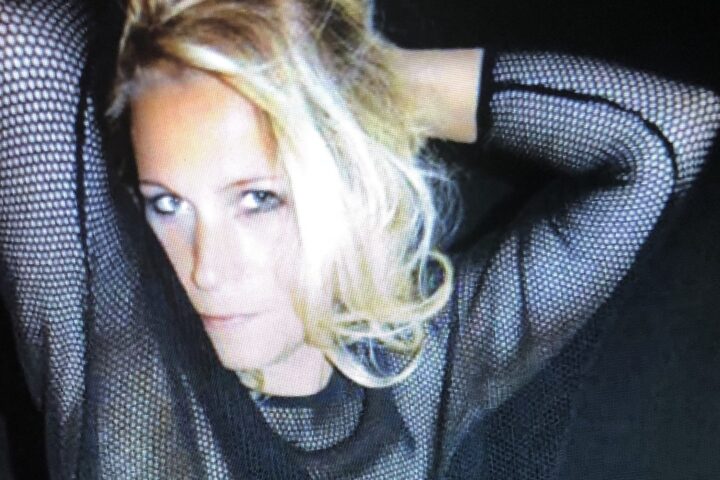 Giulia77 - Private Porn - Jetzt ansehen
