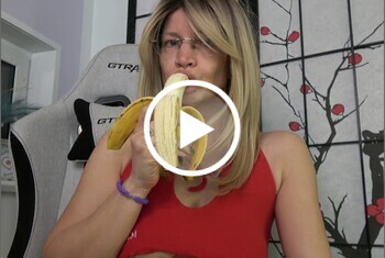 Soll ich das mit deinem Schwanz machen? - Private Porn - Jetzt ansehen