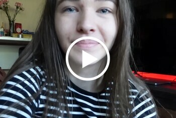 Present my Lips! Mein Kumpel und ich zeigen dir meine Mega großen Schamlippen! - Private Porn - Jetzt ansehen