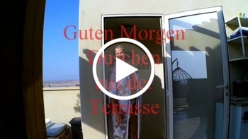 guten morgen - duschen auf der Terrasse - Private Porn - Jetzt ansehen