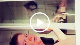 Kommst du zu mir unter die Dusche.
