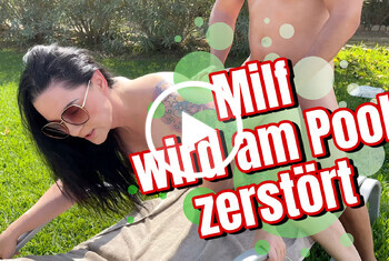MILF wird am Pool zerstört