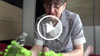 Handschuhe und Kittel