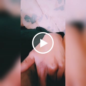 PussyPlay im schwarzen Miinniikleid