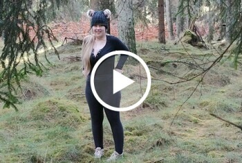 Spanner filmt mich beim pissen im Wald!