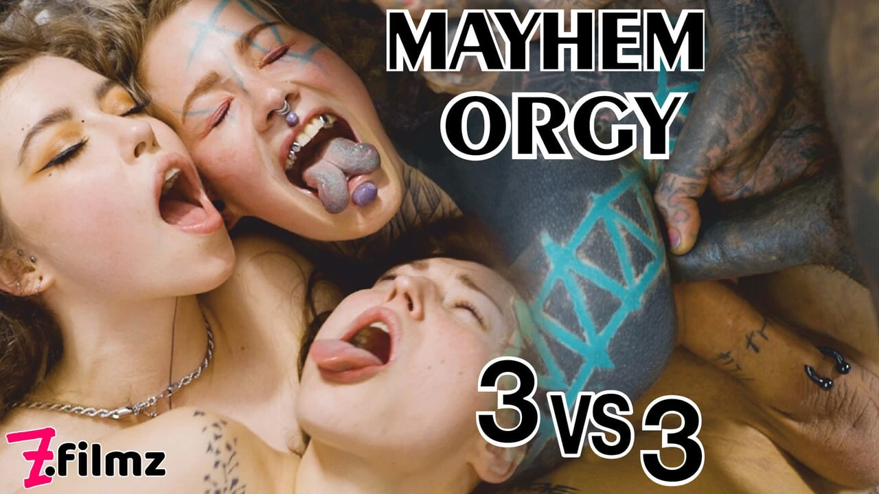 Tattooed babe Anuskatzz gets double penetrated