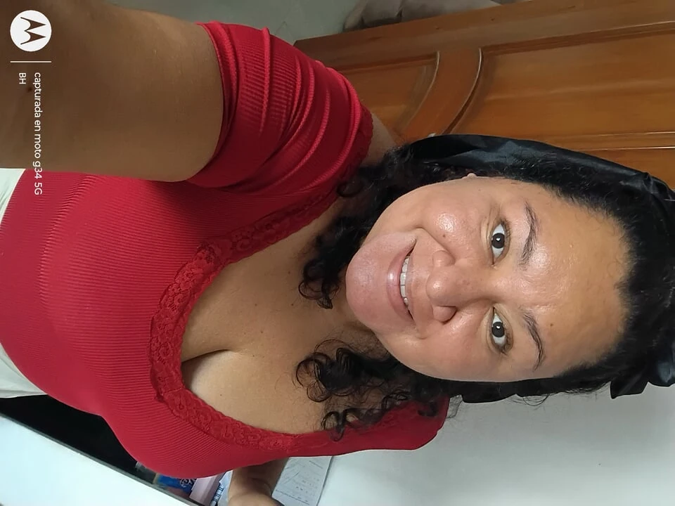 Very slutty German mommy Tina, fucked by huge black cock and deep throat Man uses the old system of picking up girls in his