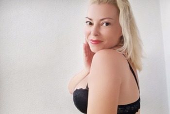 ReifeSuzi - Private Porn - Jetzt ansehen