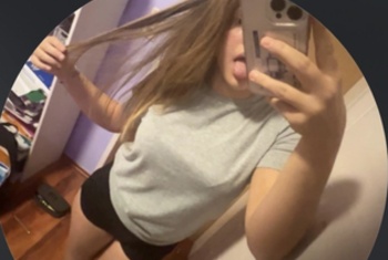 HornyMaylaa