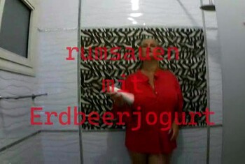 rumsauen mit Erdbeer Jogurt