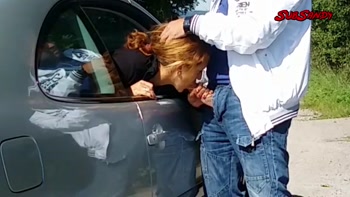 Aus dem Auto gepisst