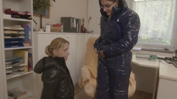 Daunenjackengirl hart rangenomme