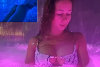 Nervenkitzel! Sex in der Therme!