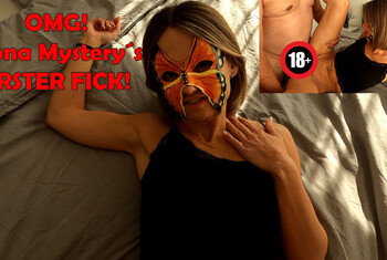 OMG! Mona Mysterys ERSTER FICK!