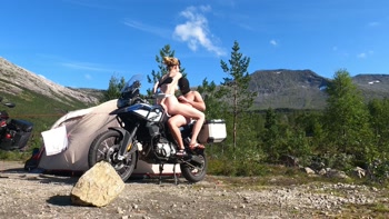 Mein erstes mal Sex auf dem Motorrad