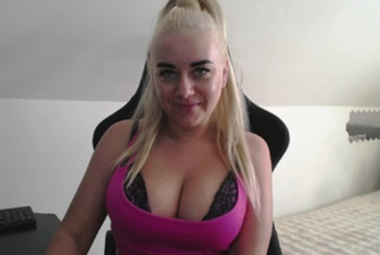 SexyyyBoooom