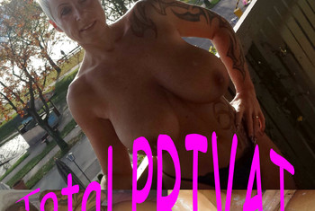 Total PRIVAT – total VERSAUT