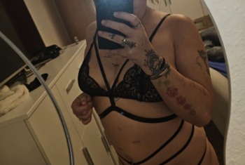 Sexymelli97 - Private Porn - Jetzt ansehen